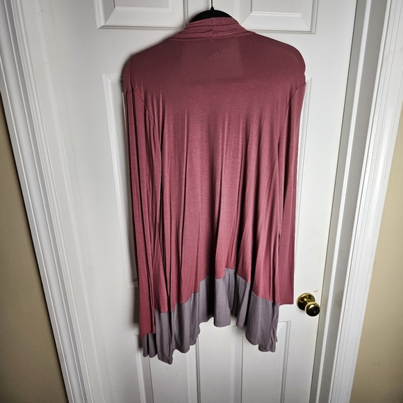 LOGO Women Breezy Two Tone Cardigan Size Large - Picture 2 of 6